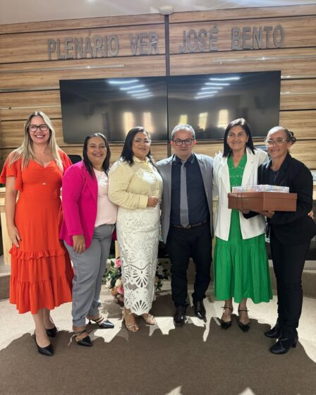 Sessão solene em homenagem às mulheres